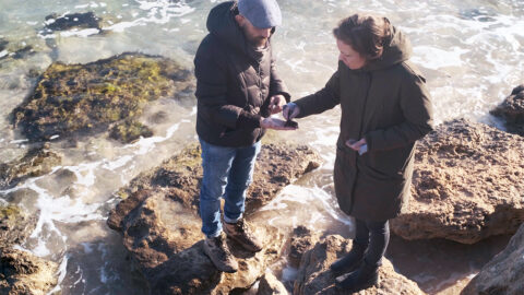 Étude des espèces d'algues locales dans les zones humides d'Oristano en collaboration avec le biologiste environnemental Amadeo Fadda, Sardaigne, 2019., © Victor Picon