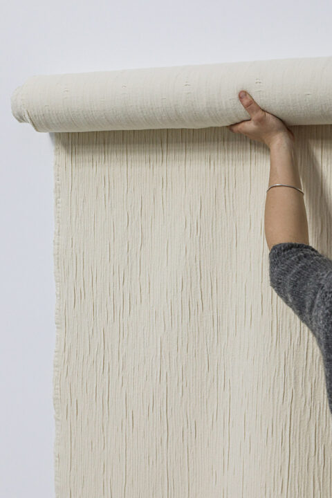 Textured upholstery fabric made of paper yarn and Merino wool from Arles, © Adrian Deweerdt