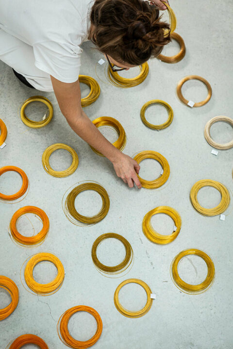 Color research and development of monofilaments for weaving experiments, © Joana Luz